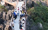 Cận cảnh cây cầu đồ sộ, xây dựng trái phép tại di sản Tràng An